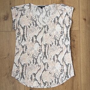 Express Women's Snake Print Blouse - Black and Cream